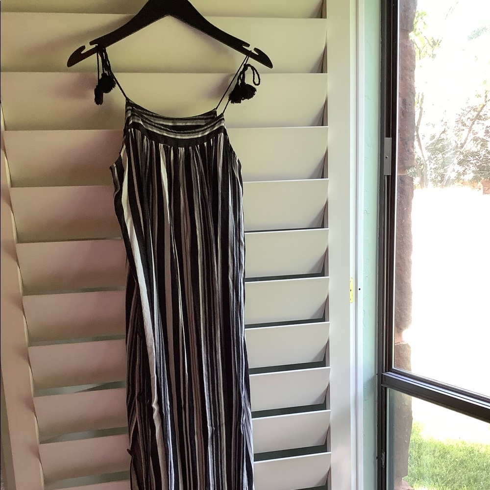 Linen maxi dress